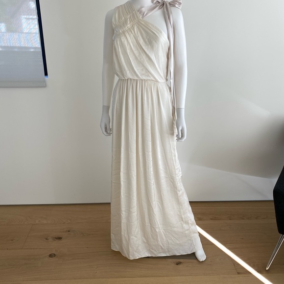 Dress - Picture 6 of 13